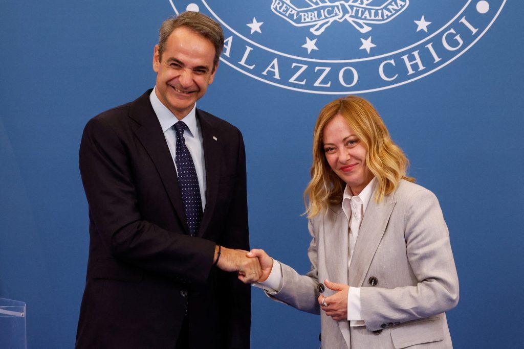 Ελλάδα – Ιταλία: Συμφωνίες σε ενέργεια και σιδηροδρομικές μεταφορές