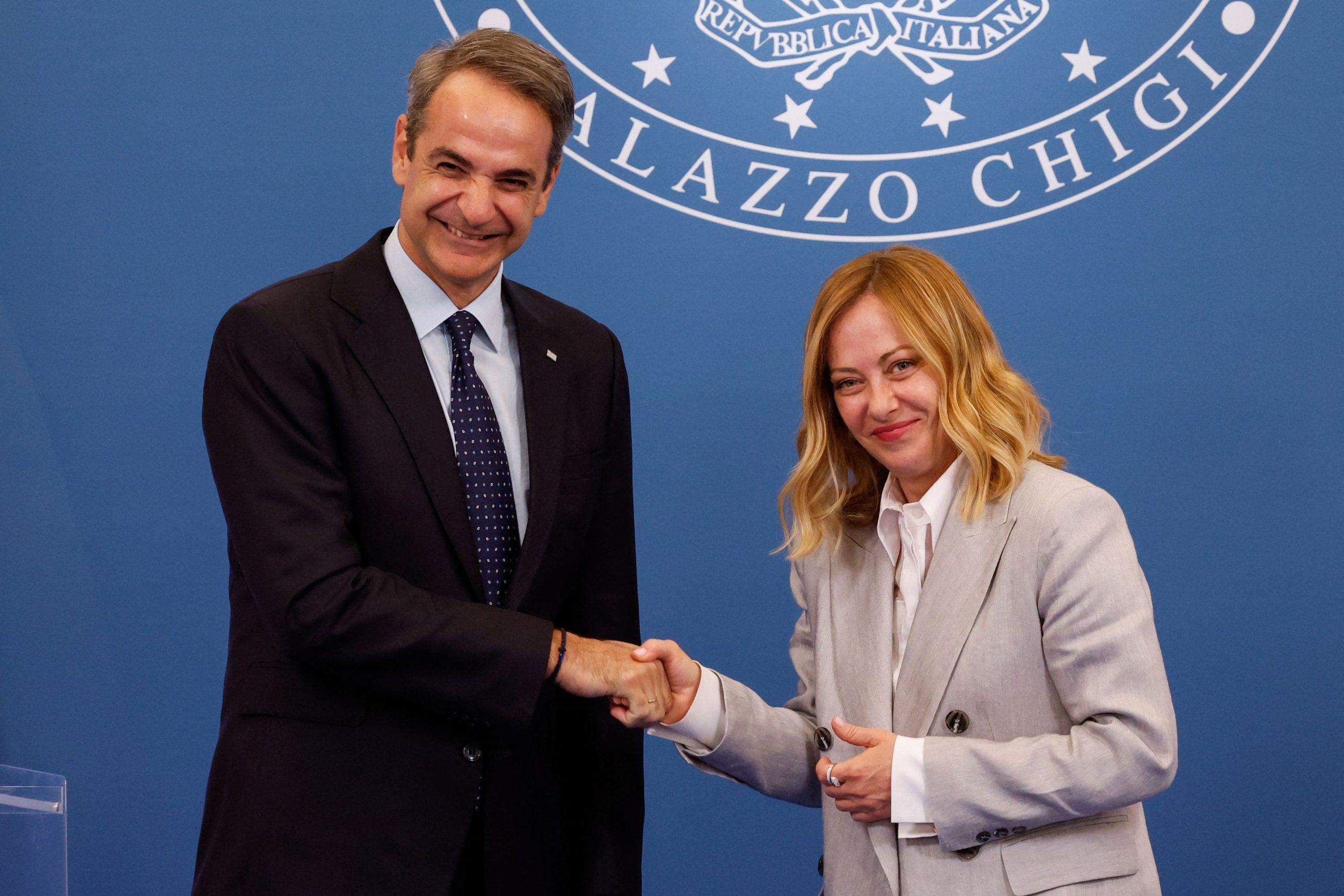 Ελλάδα – Ιταλία: Συμφωνίες σε ενέργεια και σιδηροδρομικές μεταφορές