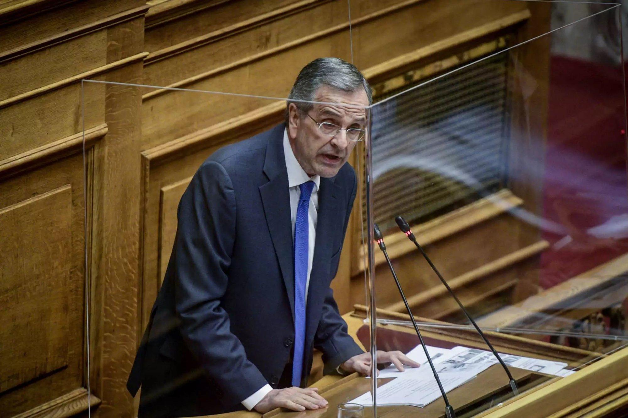 Επίθεση Σαμαρά: Είμαστε απόντες, υποχωρούμε ή λείπουμε από παντού