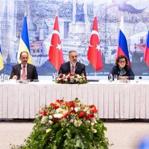 Κωνσταντινούπολη:  Τι (δεν) συμφώνησαν Ρωσία – Ουκρανία