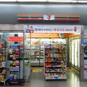 7-Eleven: Αντοχή στην πίεση της εξαγοράς – Οι μέτοχοι λένε «Ναι» στον νέο CEO