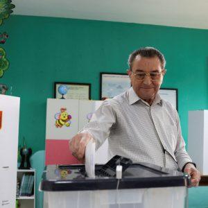 Αλβανία: Άνοιξαν οι κάλπες των βουλευτικών εκλογών