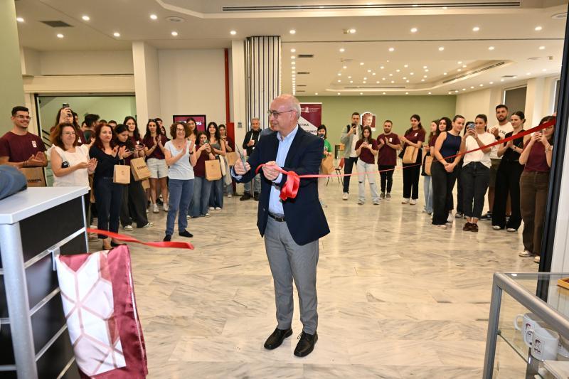 AUEB Store: Eγκαίνια καταστήματος στο Οικονομικό Πανεπιστήμιο Αθηνών