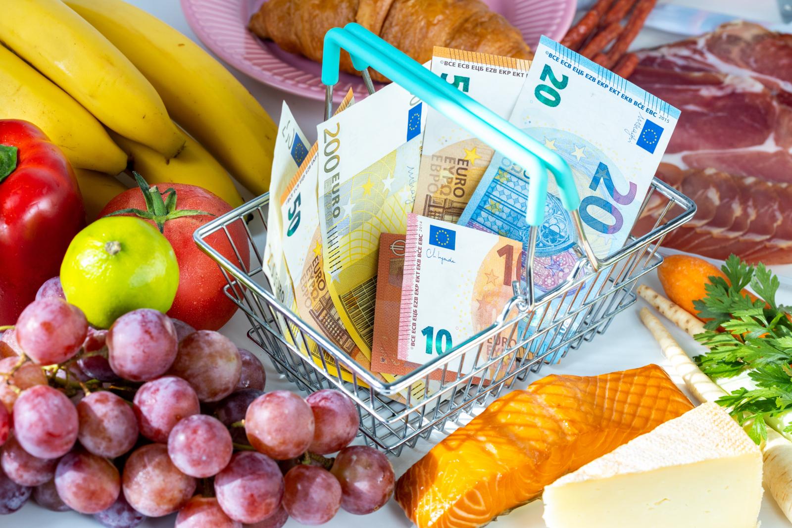 Bank of Greece Warns of Persistent Inflation