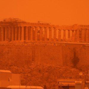 Αφρικανική σκόνη: Πώς οι καταιγίδες της Σαχάρας απειλούν το μέλλον της ηλιακής ενέργειας στην Ευρώπη