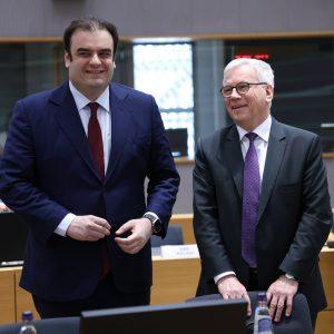 Πιερρακάκης: Αναγκαία η συγκέντρωση πόρων σε ευρωπαϊκό επίπεδο για την Άμυνα