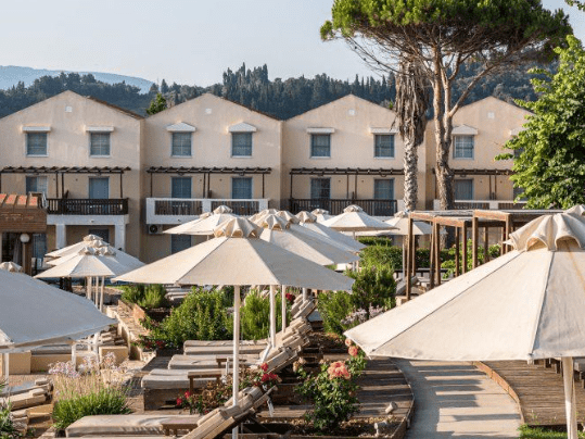 Στη Hotelbrain το Akron Seascape Resort (πρώην Brown)