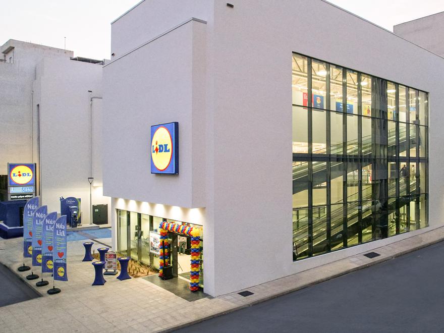 Lidl: Ανάπτυξη στο εξωτερικό, πτώση στις online πωλήσεις