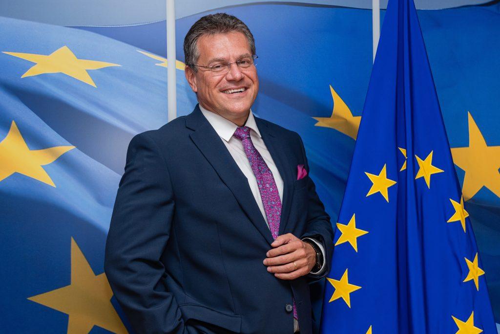 Κομισιόν: Έτοιμη να κάνει στον Τραμπ μια προσφορά 50 δισ. ευρώ
