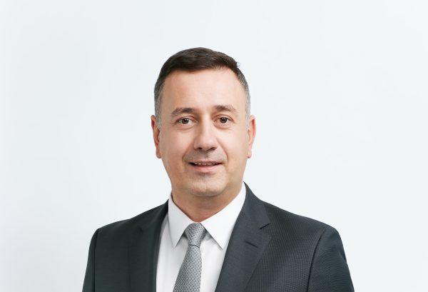 Mijan Gutovic (Holcim) στον ΟΤ: Στόχος οι 8 εκατ. τόνοι «πράσινου» τσιμέντου ως το 2028 – Οι επενδύσεις στην Ελλάδα