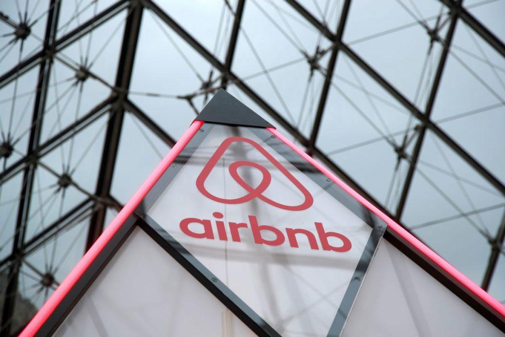 Greece Cracks Down on Undeclared Airbnb Income with Hefty Fines and Data Audits