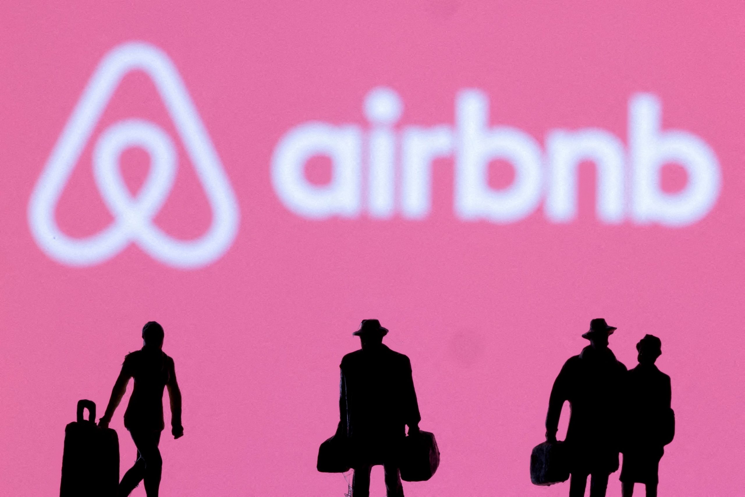 The Greek Summer is Shaping up to be ‘Hot’ for Airbnb
