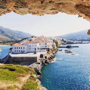 Άνδρος: Αναδεικνύεται ως κορυφαίος προορισμός στις Κυκλάδες