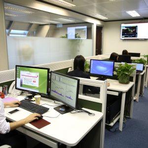 Ανεργία: Μείωση στο 8,3% στον Απρίλιο 2025