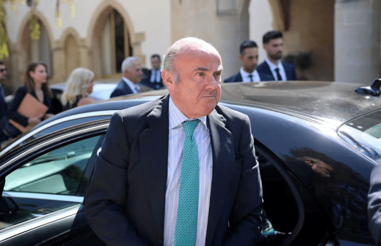 Λουίς ντε Γκίντος (EKT): Η Fed θα συνεχίζει να μας προμηθεύει με δολάρια