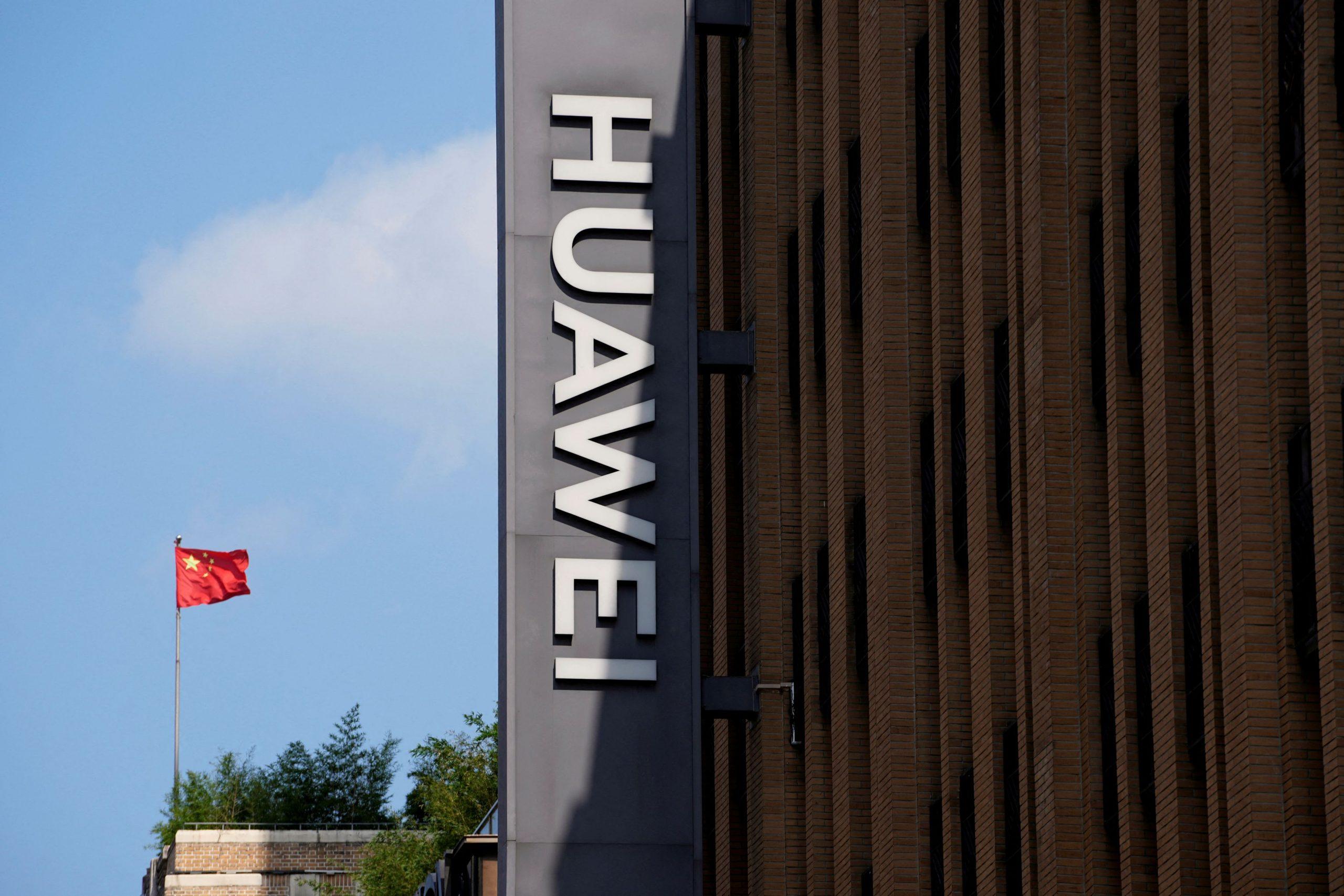 ΗΠΑ: Προειδοποιούν κατά της χρήσης τσιπ της Huawei «οπουδήποτε στον κόσμο»