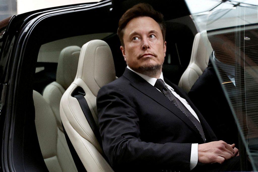 Tesla: Νέα συμφωνία για τον μισθό του Μασκ εξετάζει το δ.σ.