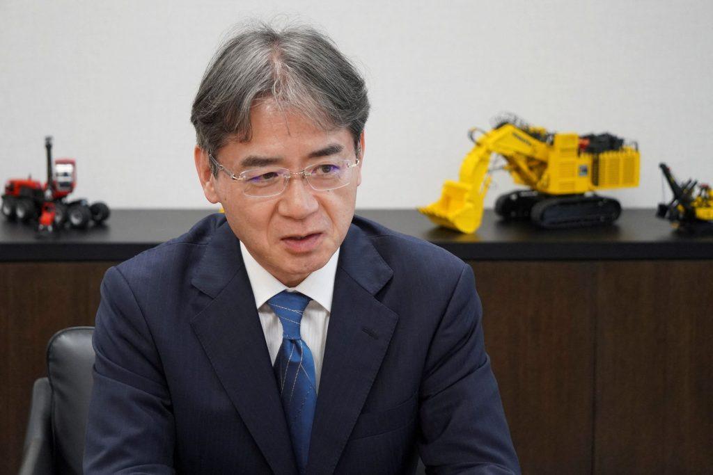 Komatsu: Η εμπορική εκεχειρία ΗΠΑ – Κίνας μπορεί να μειώσει τις επιπτώσεις των δασμών κατά 140 εκατ. δολάρια