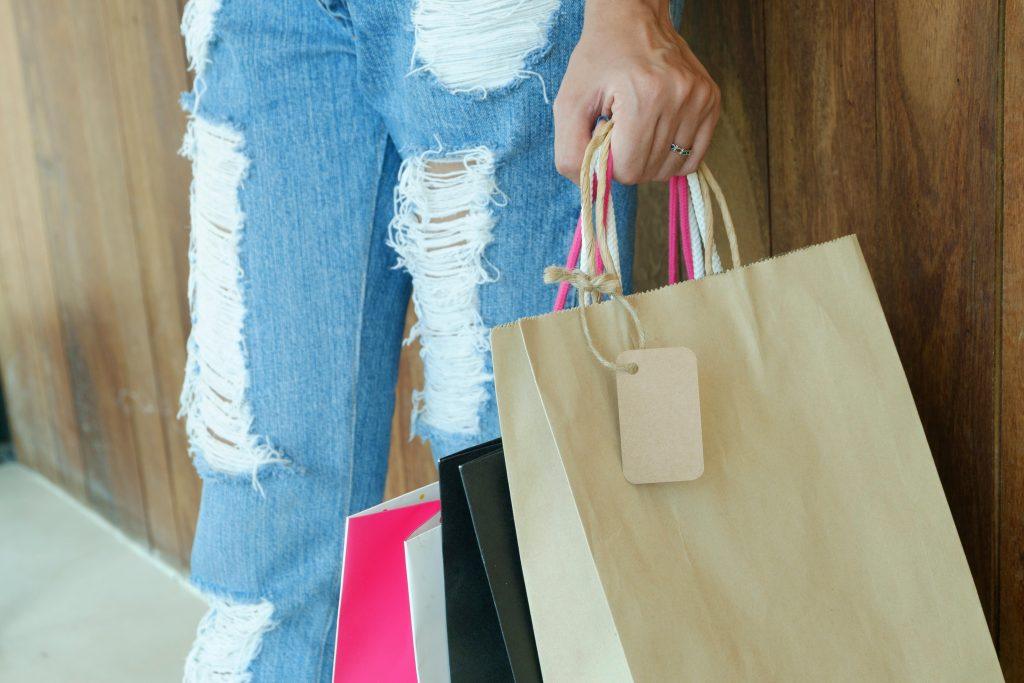 ΕΛΣΤΑΤ: Μικρή αύξηση 1,2% στον τζίρο του λιανεμπορίου τον Μάρτιο