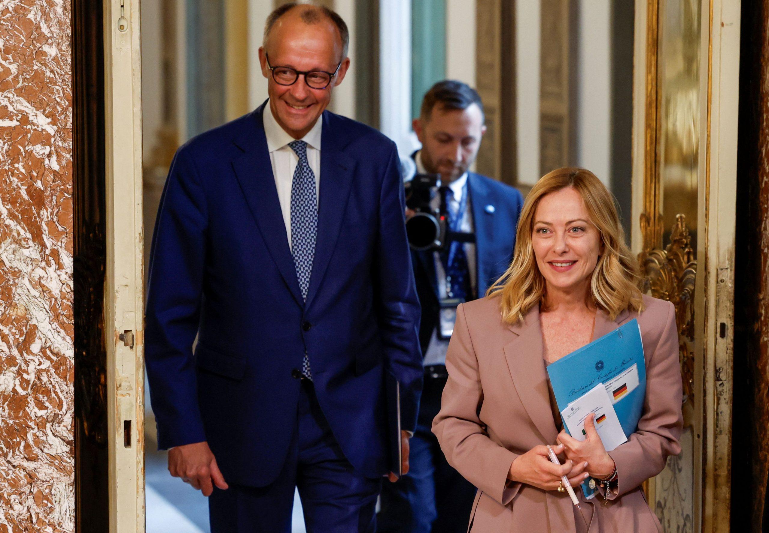 Μερτς: Προσπάθειες κατευνασμού της κόντρας Μελόνι – Μακρόν για την Ουκρανία