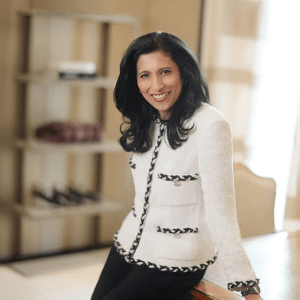 Chanel: Πάει κόντρα στο κλίμα της αγοράς – Πού θα επενδύσει το 2025