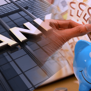 ΤτΕ: Μείωση 1,145 δισ. ευρώ στις καταθέσεις των επιχειρήσεων – Άνοδος 350 εκατ. ευρώ για τα νοικοκυριά τον Απρίλιο