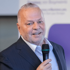 METLEN: Το πρώτο βήμα στο Χρηματιστήριο του Λονδίνου
