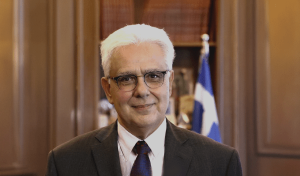 ΟΠΕΚΕΠΕ: Τον δρόμο της εξόδου δείχνει στον πρόεδρο ο Τσιάρας