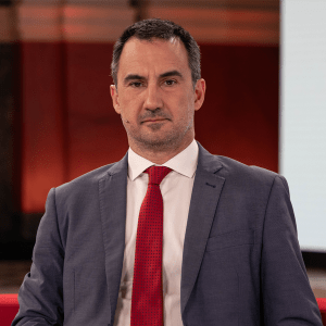 OT FORUM – Χαρίτσης: Πρέπει να υπάρξει ένα λαϊκό μέτωπο, με προγραμματικές συγκλίσεις