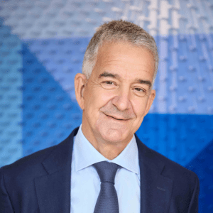 Noval Property: Ολοκληρώνει την ανακατασκευή κτηρίου μικτής χρήσης