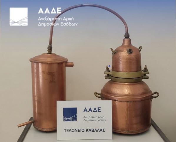 « Flooded » customs with dinars, pounds and « monkeys » – what the AADE’s controls revealed