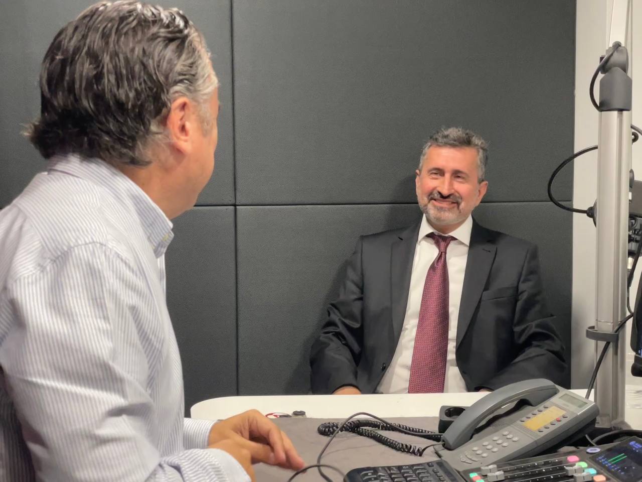 PODCAST ΒΑΒΕΛ – Π. Καπόπουλος (Επ. Οικον. Alpha Bank): Να μειωθούν οι φόροι στην εργασία και οι ασφαλιστικές εισφορές