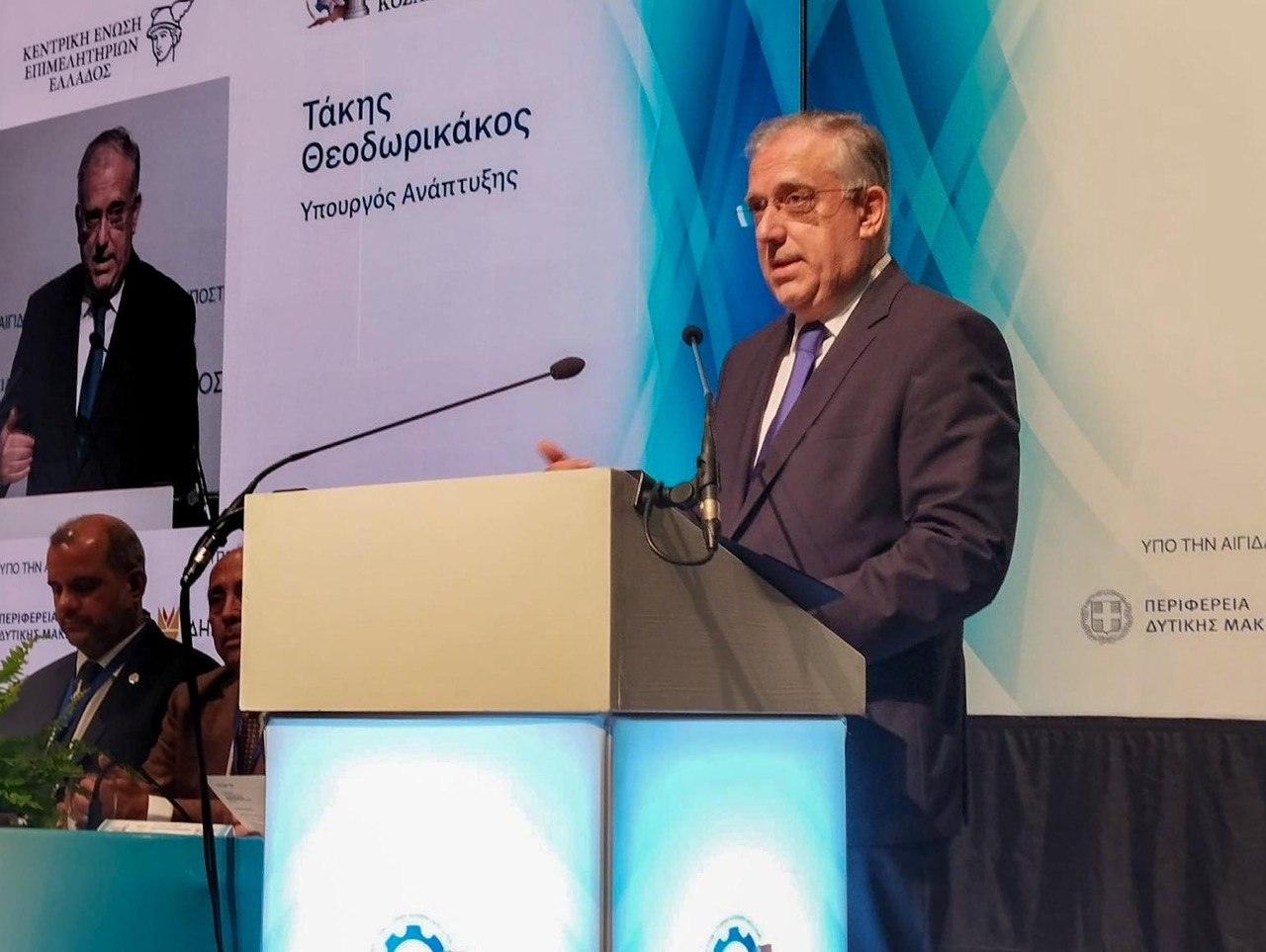 Τάκης Θεοδωρικάκος: Στηρίζουμε τις μικρομεσαίες επιχειρήσεις, μειώνουμε τη γραφειοκρατία
