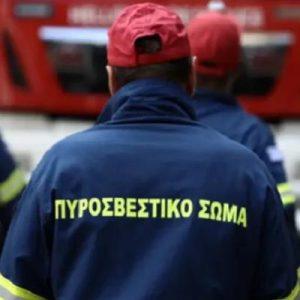 Φωτιά σε εγκαταλελειμμένο λυόμενο στην Εκάλη