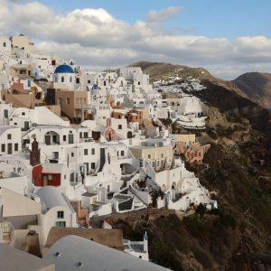 Greece’s Top Court Upholds Safety Measures in Santorini Over Business Interests