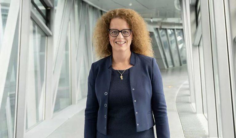 Σνάμπελ (ΕΚΤ): Απαιτείται να είμαστε σταθεροί σε ό,τι αφορά τα επιτόκια