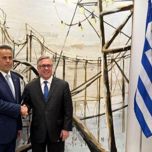 Παπασταύρου: Επισκέφθηκε τη Chevron στο Χιούστον – Τι συζήτησαν