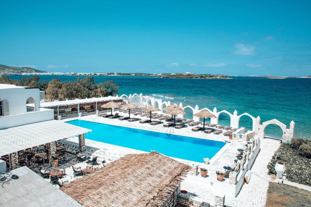 HotelBrain: Μίσθωσε για 10 χρόνια το πρώην Selina Paros