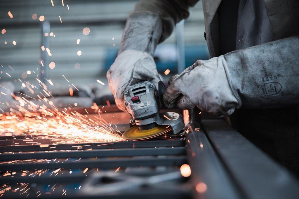 Greeks Recorded Longest Working Hours in Europe in 2024: Eurostat