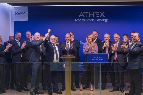 Τσακαλώτος: Ορόσημο η εισαγωγή της Qualco στο ΧΑ
