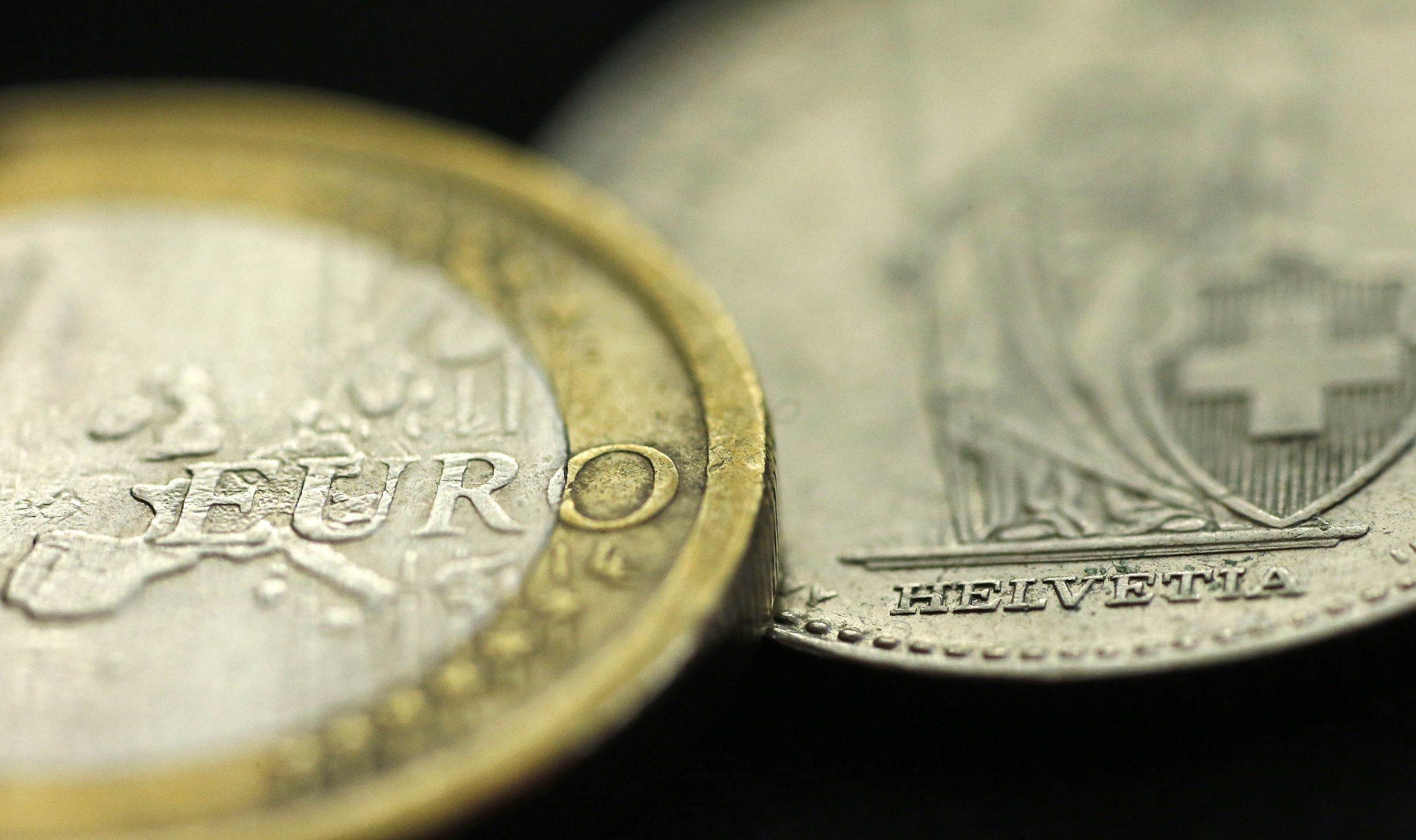Ελβετικό φράγκο: Ο γρίφος του εξωδικαστικού μηχανισμού