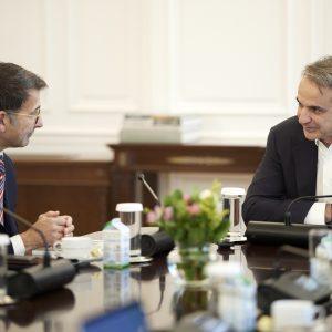 Μητσοτάκης: Συνάντηση με τον εκτελεστικό αντιπρόεδρο και CCO της Microsoft