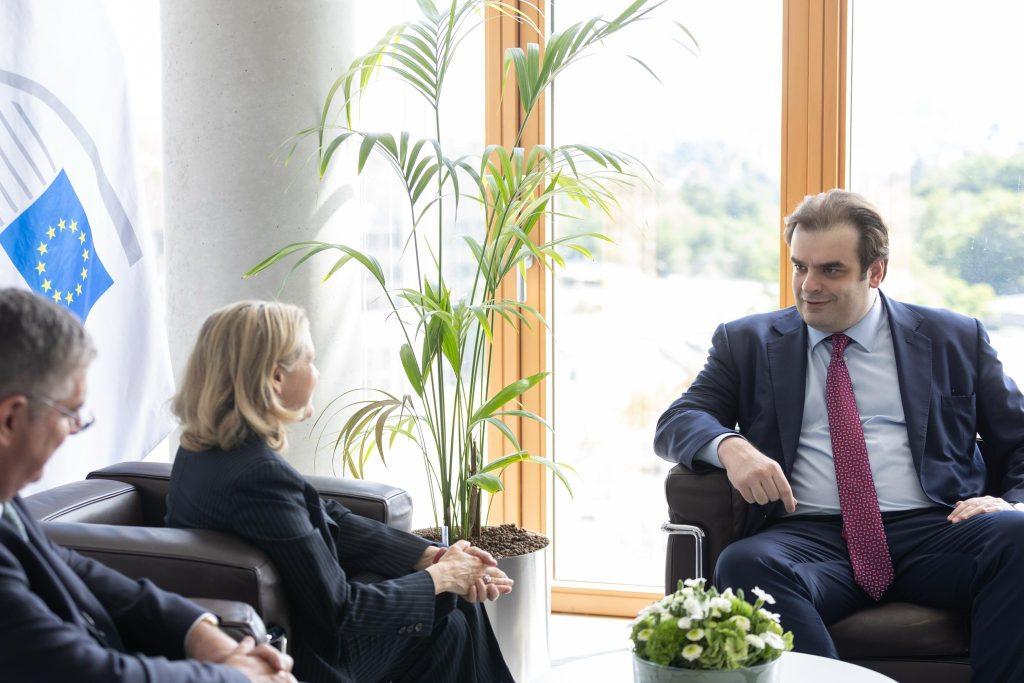 Πιερρακάκης: «Ιστορία επιτυχίας» η παρουσία της ΕΤΕπ στην Ελλάδα