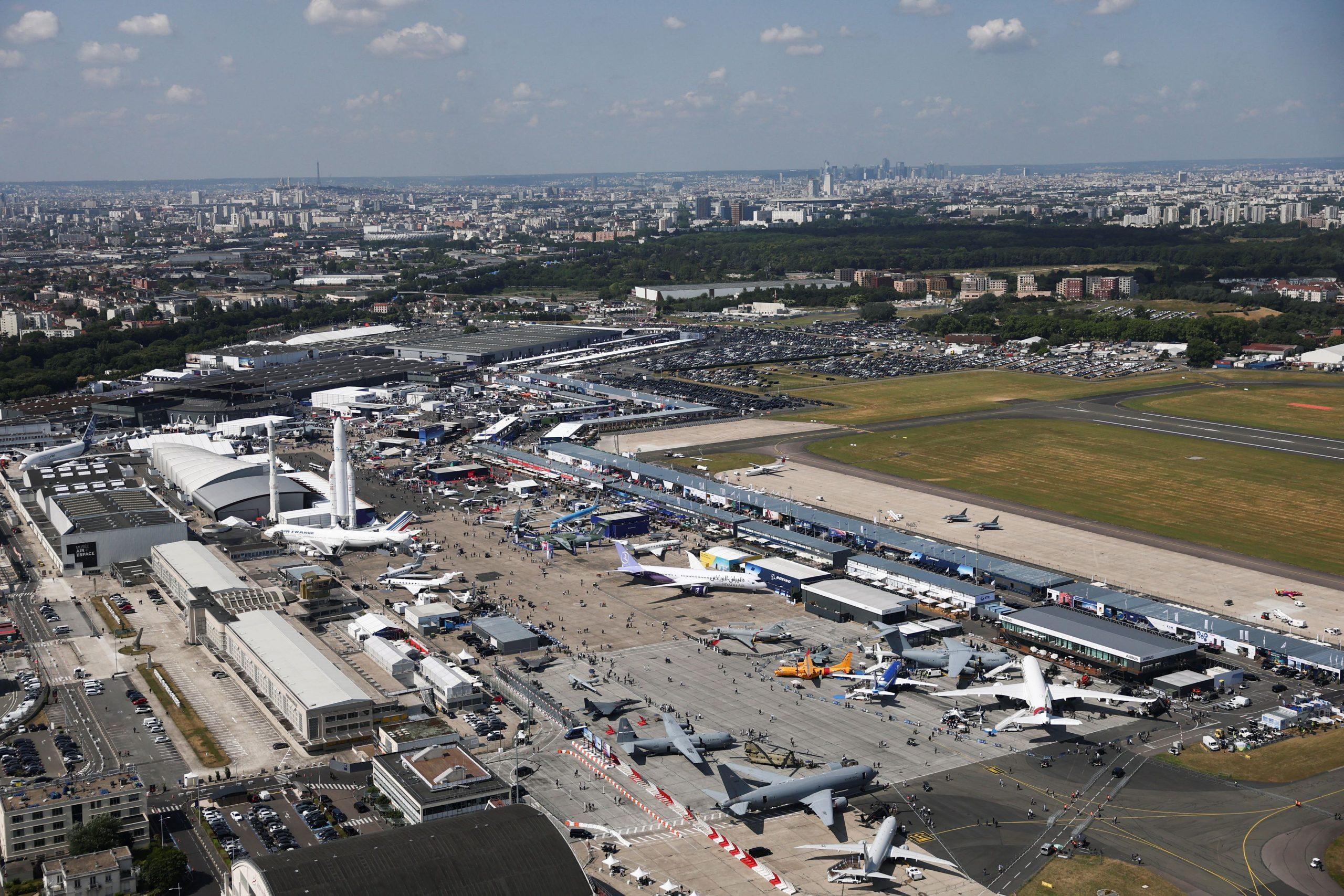 Bourget 2025: Πολλές οι συμμετοχές, πολλοί οι θεατές, πολλή και η ανησυχία