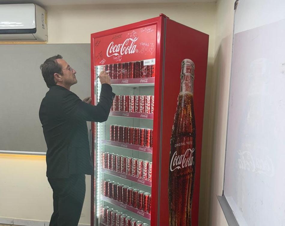 Frigoglass: Κατασκευή του πρώτου επαγγελματικού ψυγείου στην Αίγυπτο