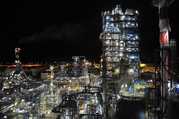 Helleniq Energy: Δεν αναμένονται ελλείψεις καυσίμων αεροσκαφών το καλοκαίρι