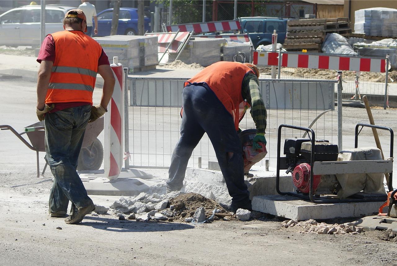 Θερμική καταπόνηση: Τι ισχύει με το καθεστώς προστασίας εργαζομένων από τον καύσωνα