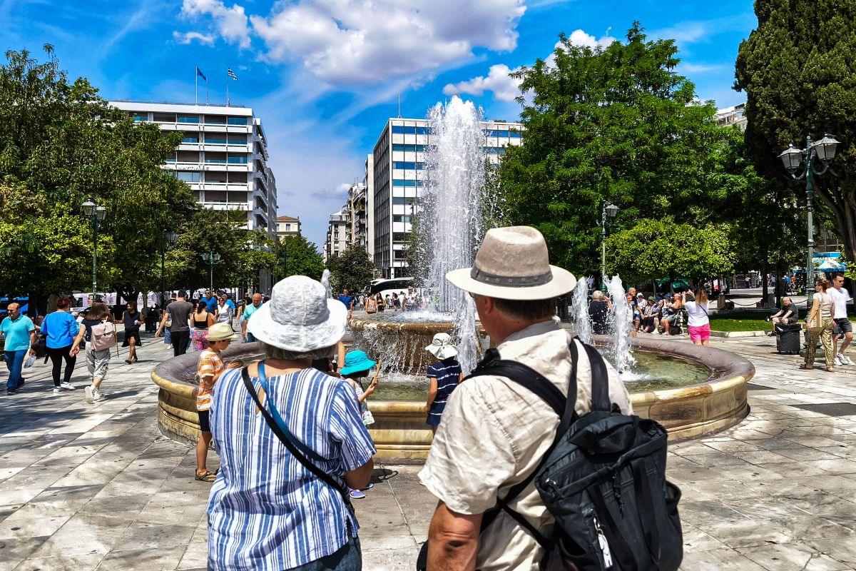 June Kicks Off with Rising Heat – Athens Prepares for 36°C by Week’s End