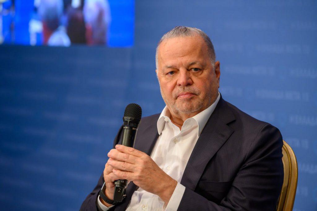 Ευάγγελος Μυτιληναίος: ««Κάνουμε όσα λέμε» – Το μήνυμα ενόψει LSE