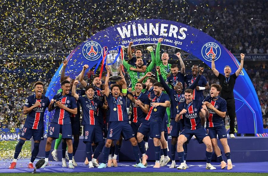 Champions League: Ο προπονητής που πήρε μια «καταραμένη» δουλειά και έγινε πρωταθλητής Ευρώπης